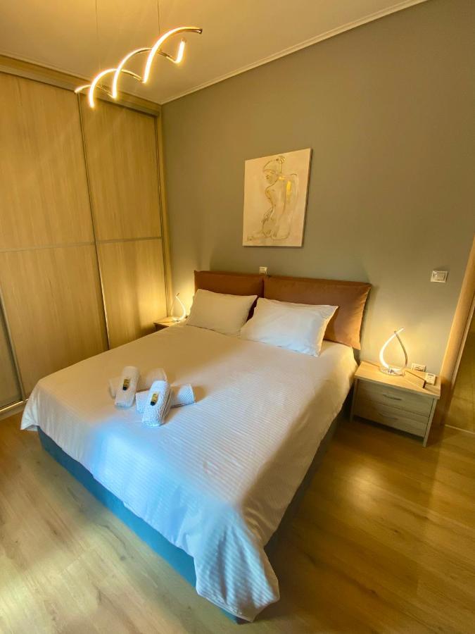 Luxury Suite 10' From The Center Atina Dış mekan fotoğraf